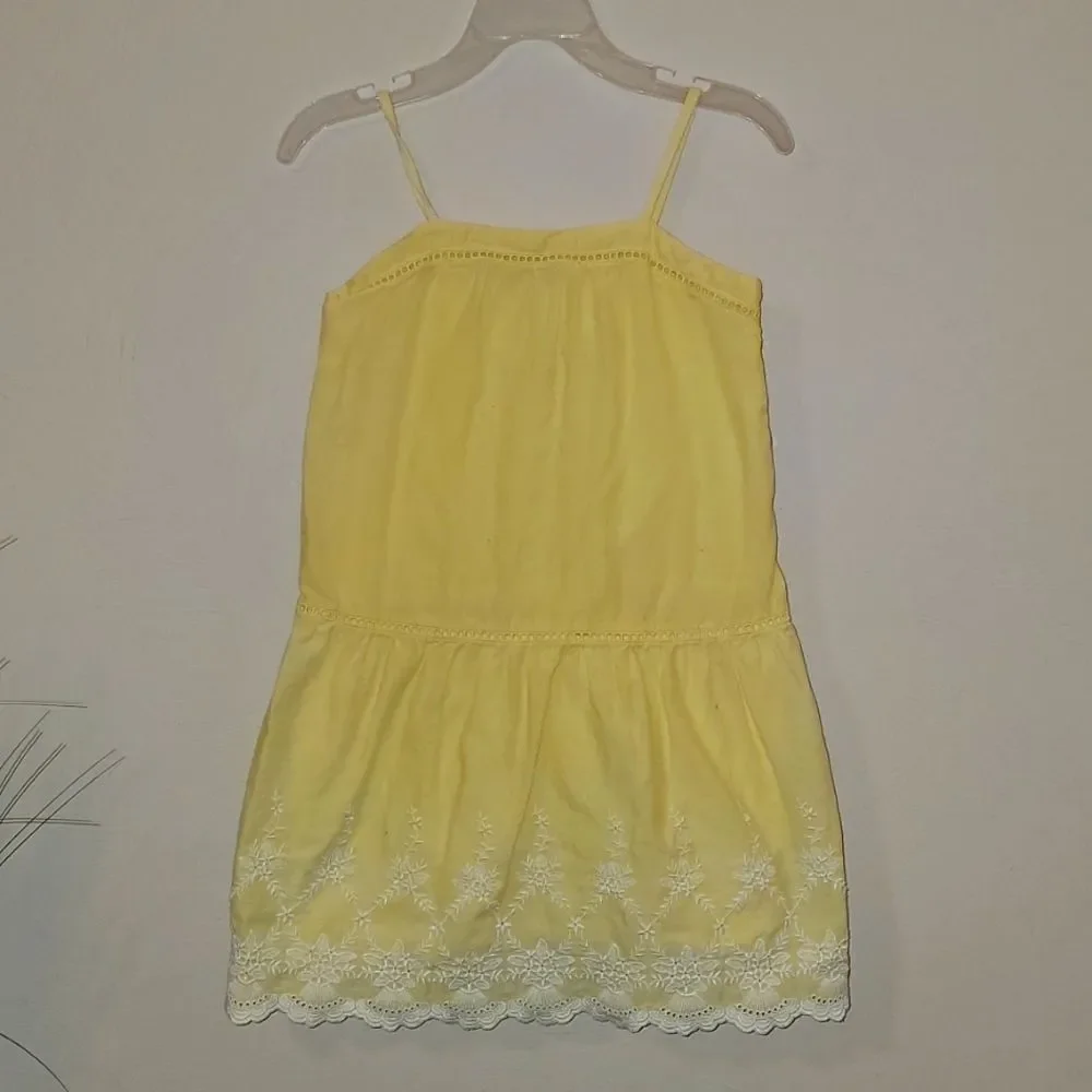GIRL'S GAP YELLOW SUNDRESS WITH FLORAL EMBROIDERY ON SCALLOPED HEM, SIZE 5